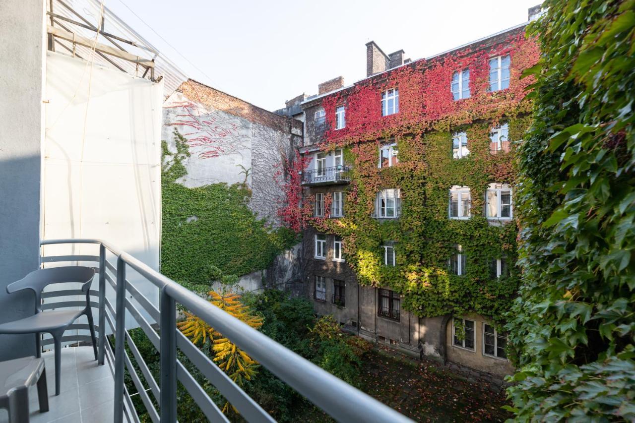 לבוב Levia Apartment-With 2 Bedrooms In The Old Town מראה חיצוני תמונה